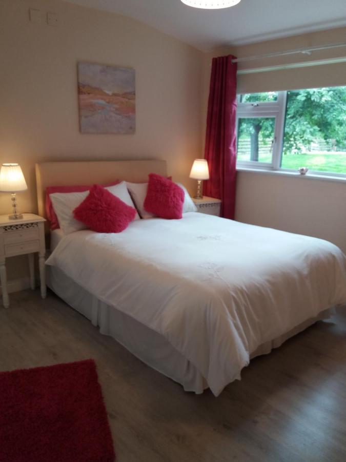 Lettermore 1 Apartment Ратдръм Екстериор снимка
